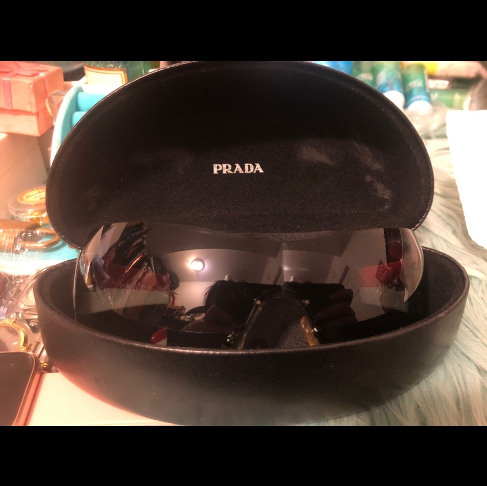 Sold Prada Rimless Sunglasses - Picture 5 of 9